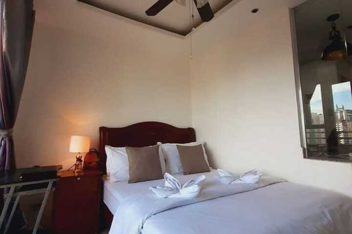 Room 2 of 24