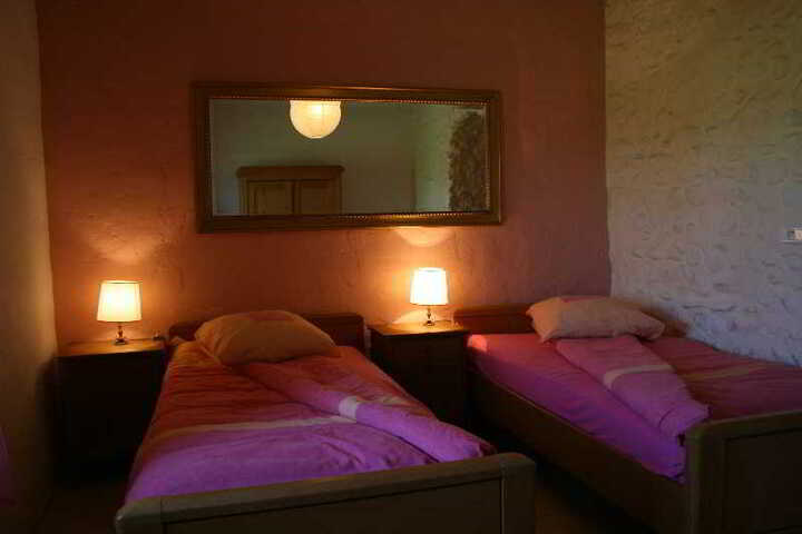 Room 2 of 6