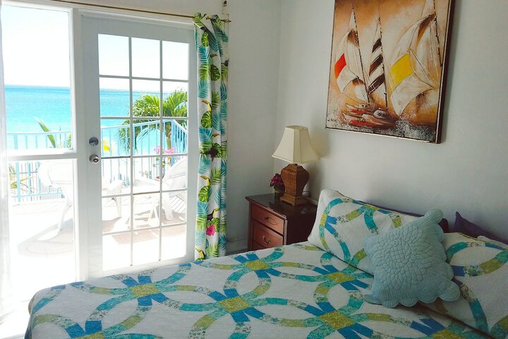 Room 7 of 48