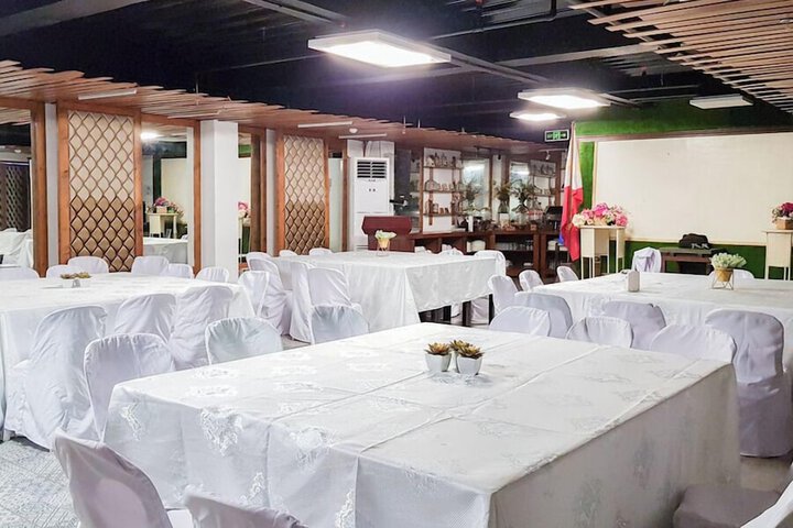 Dining 6 of 6
