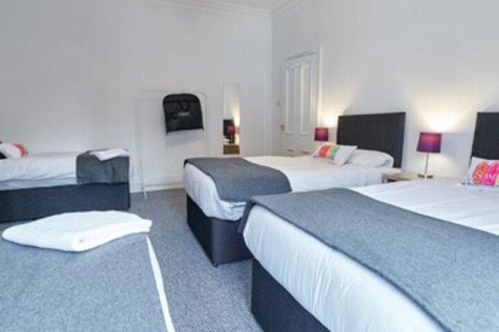 Room 32 of 57