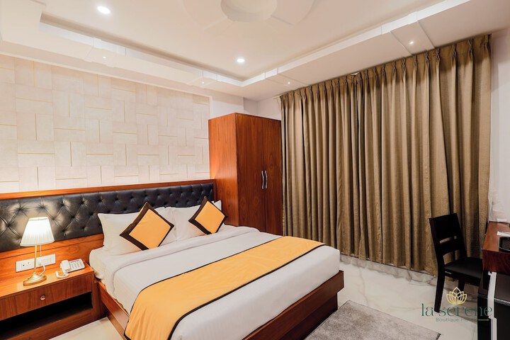 Room 16 of 22