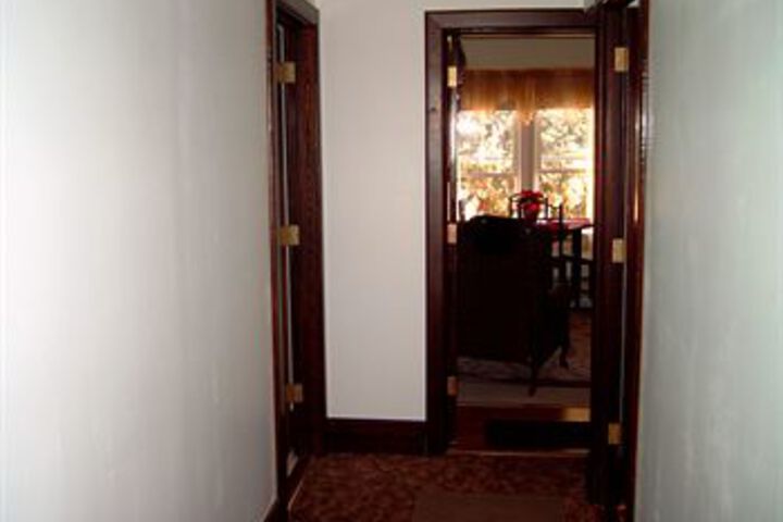 Ballroom/Hall 8 of 22