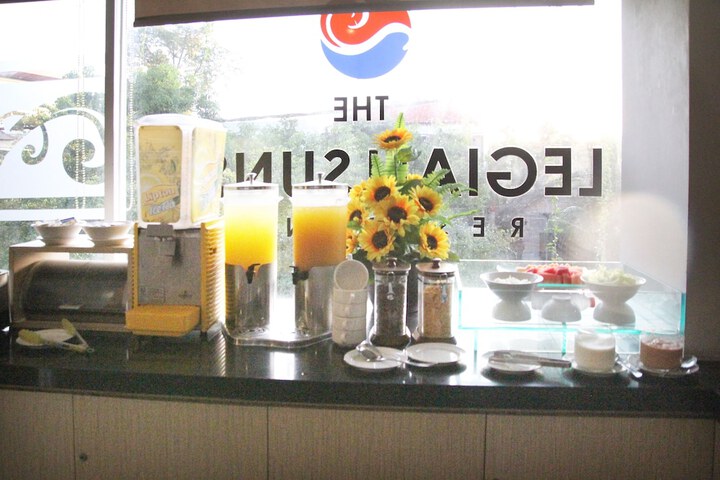 Dining Photos