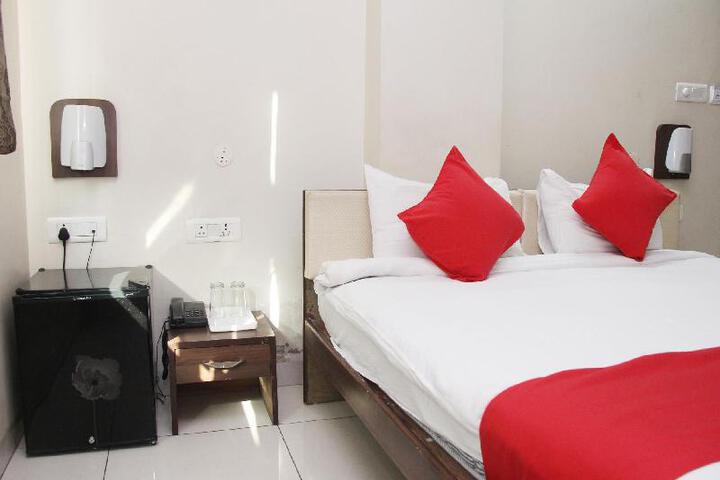 Room 3 of 23