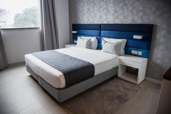 Room 3 of 24