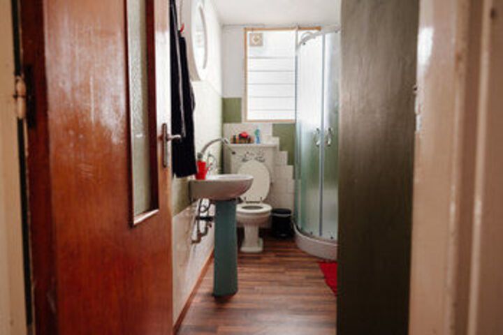 Room 6 of 56