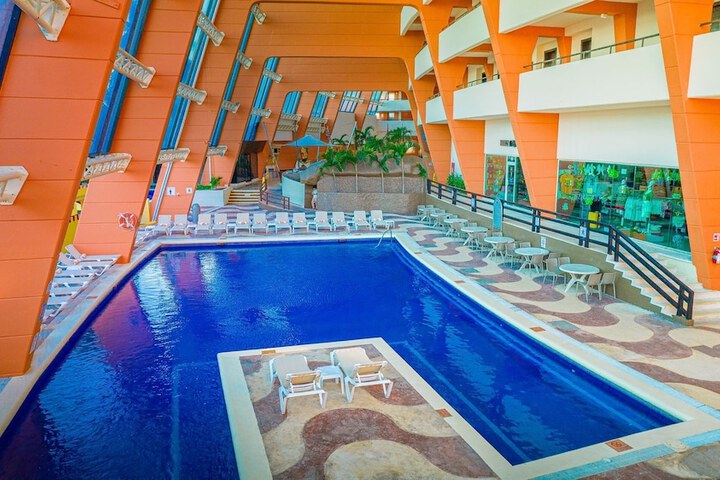 Pool 35 of 83