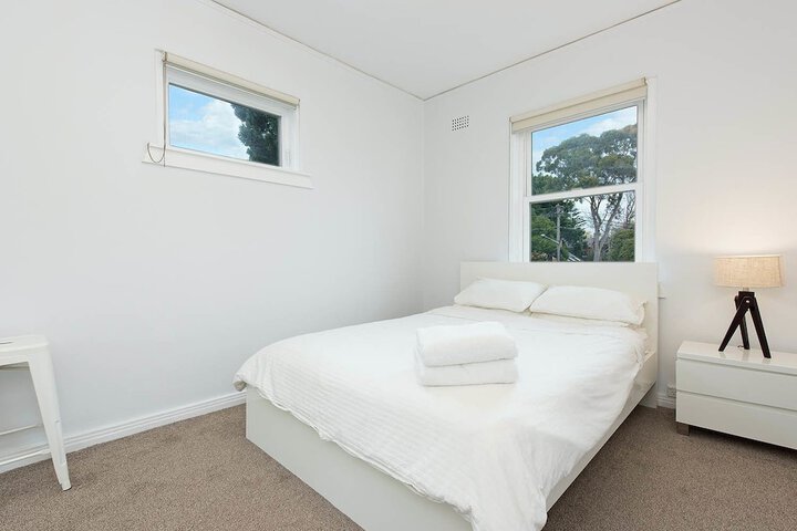 Room 3 of 12