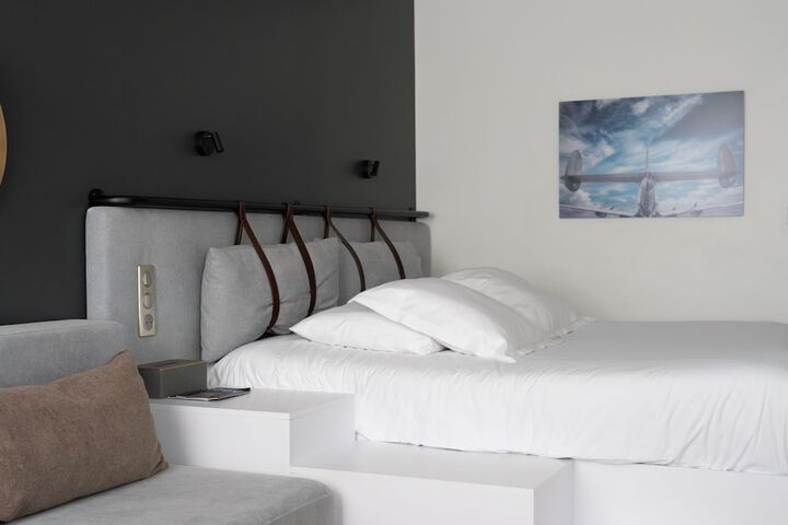 Room 43 of 86
