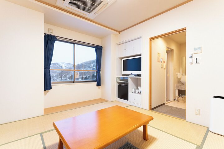 Room 19 of 62