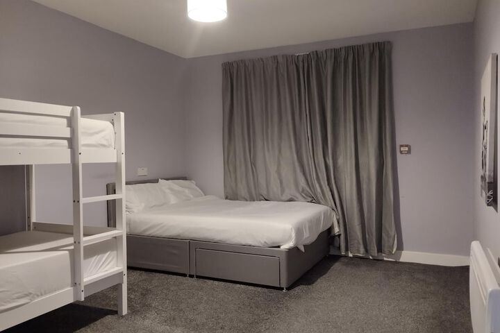 Room 16 of 44