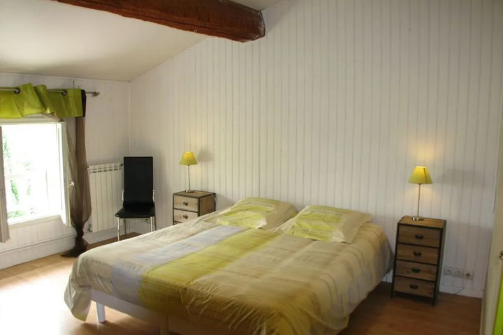 Room 7 of 26