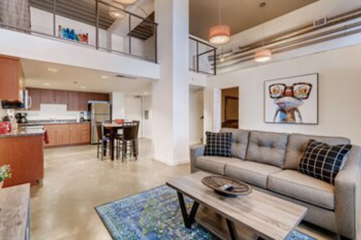 Gorgeous 3 BR Loft in Heart of Gaslamp in San Diego, CA