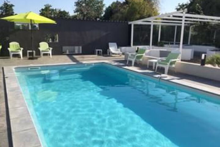 House With 2 Bedrooms in Ghisonaccia With Wonderful Mountain View, Shared Pool, Enclosed Garden