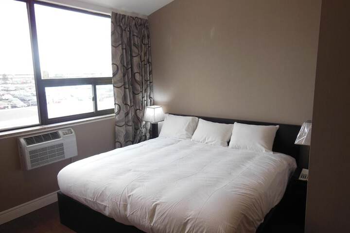 Room 17 of 43