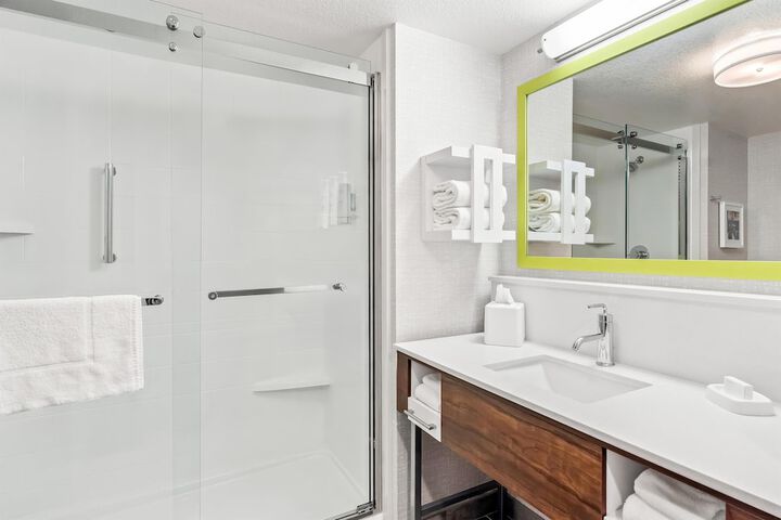 Bathroom shower