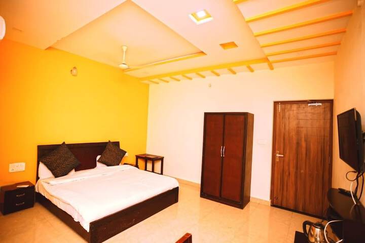 Room 10 of 42
