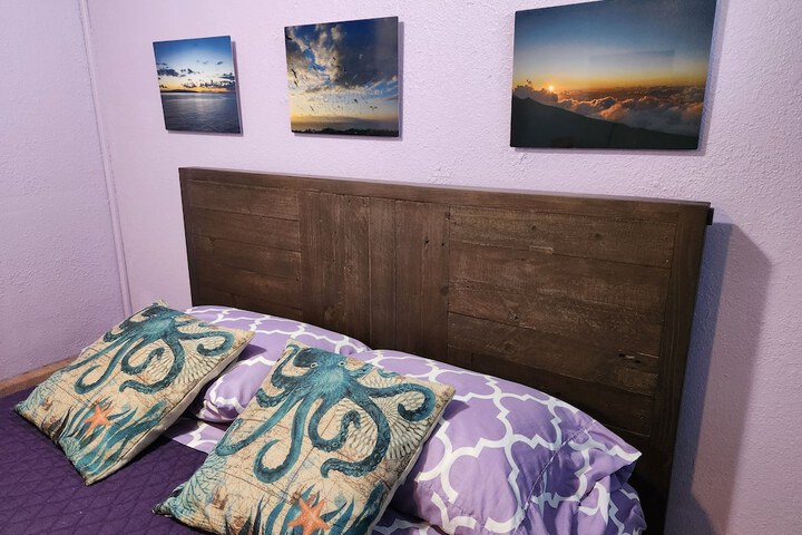 Room 102 of 222