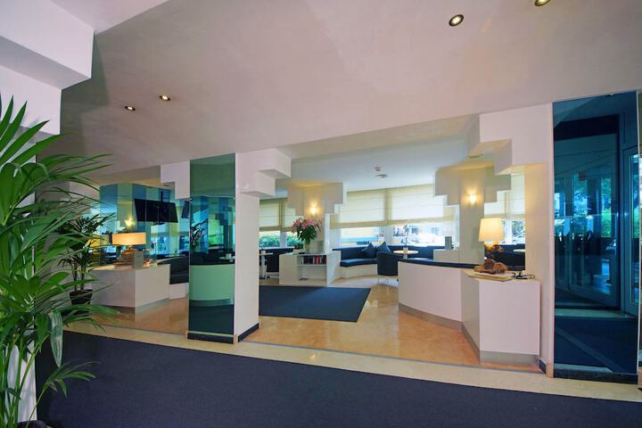 Hotel Lobby