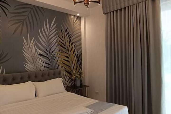 Room 3 of 11