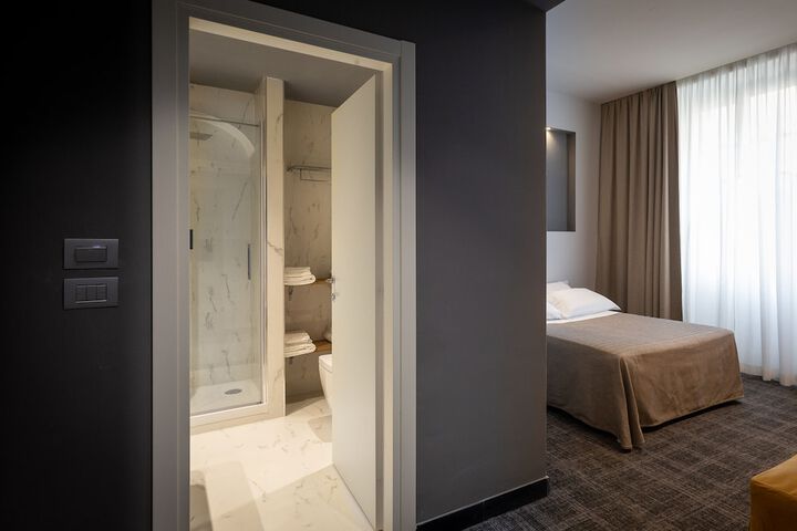 Room 51 of 72