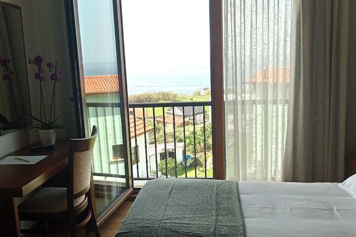 Room 6 of 45