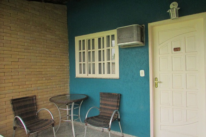 Room 10 of 31