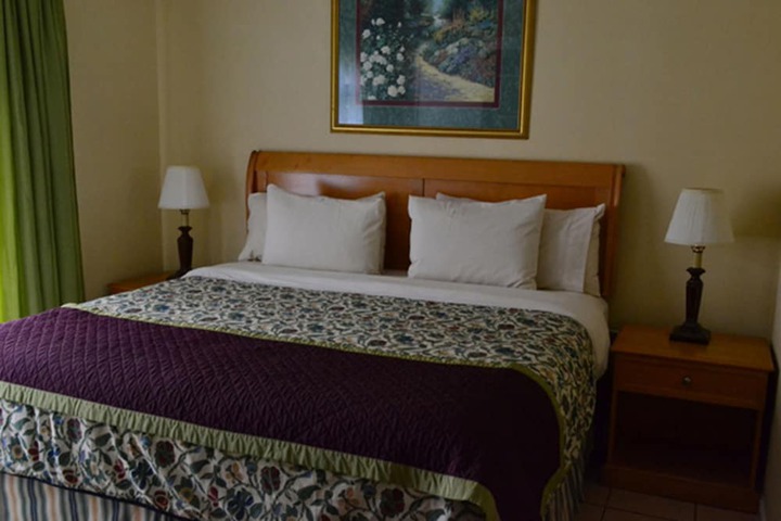 Room 3 of 48