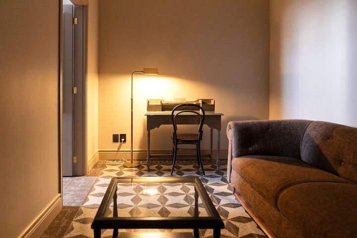 Room 28 of 51