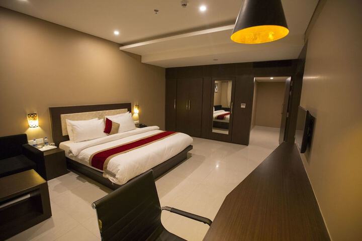 Room 4 of 45
