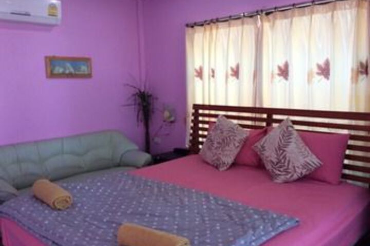 Room 19 of 34