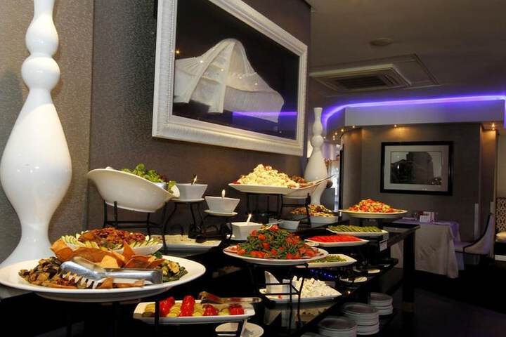 Dining 50 of 79