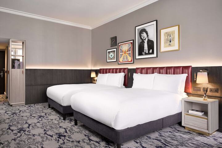 Room 5 of 56