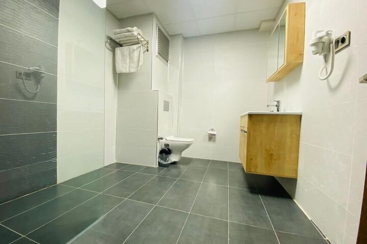 Room 7 of 7