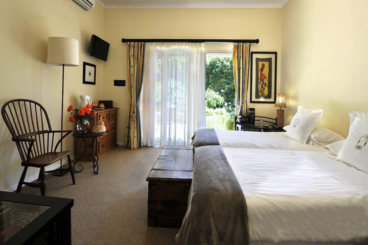Room 9 of 36