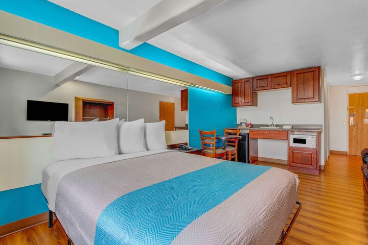 Room 22 of 58