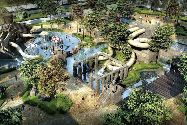 Hotel with Pool