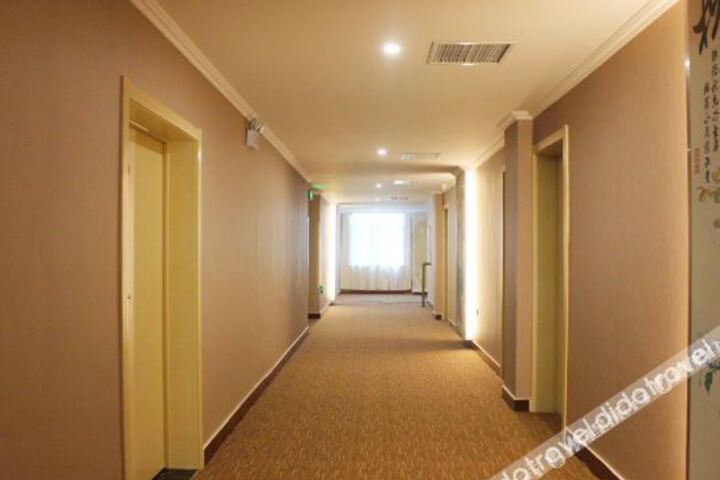 Hotel Interior 11 of 15