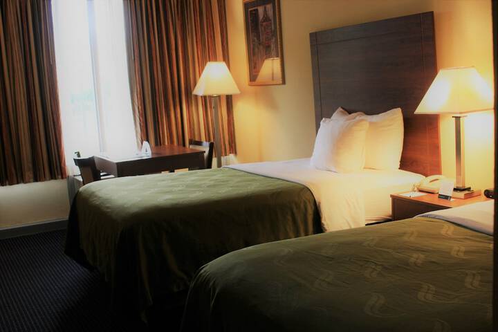 2 Double Beds (16 of 16)