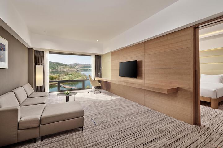 Room 30 of 71