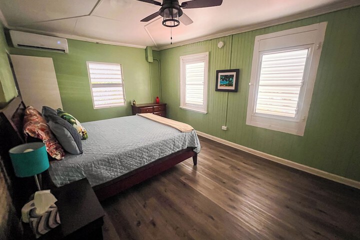 Room 36 of 171