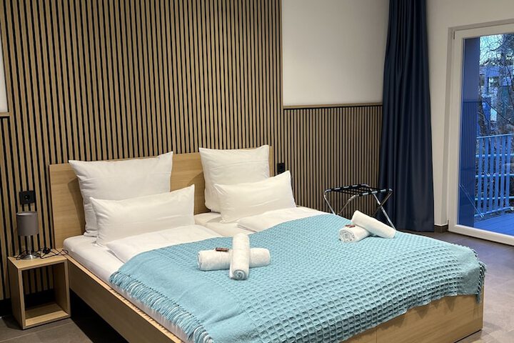 Room 11 of 68