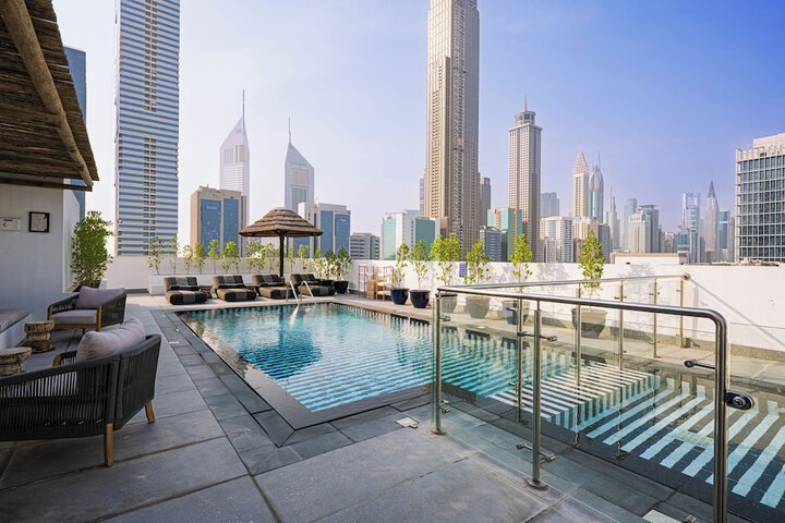 Pool 44 of 65