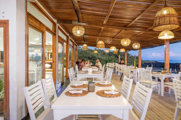 Breakfast/Coffee Service 98 of 157