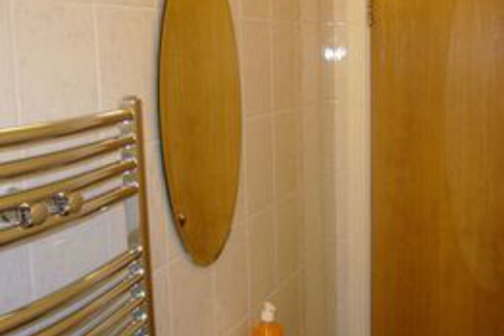 Room 3 of 52