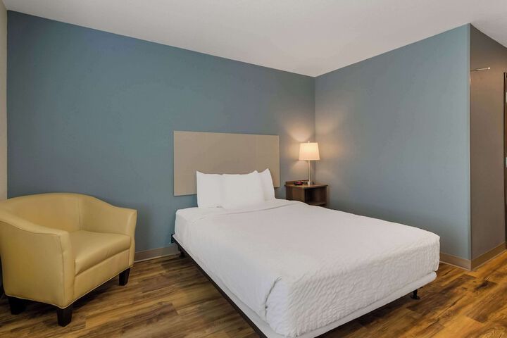 Room 6 of 29