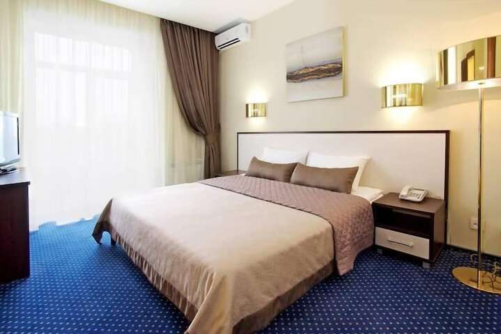 Room 25 of 55