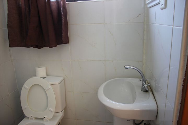 Room 18 of 60