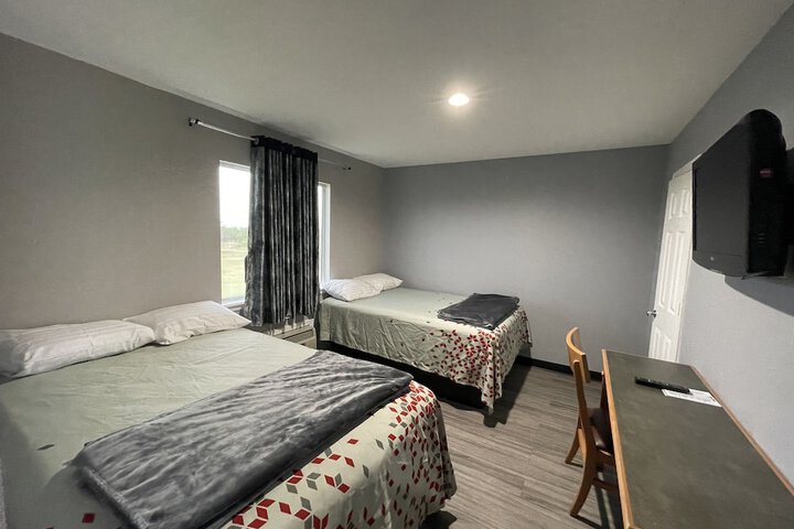 Room 27 of 42